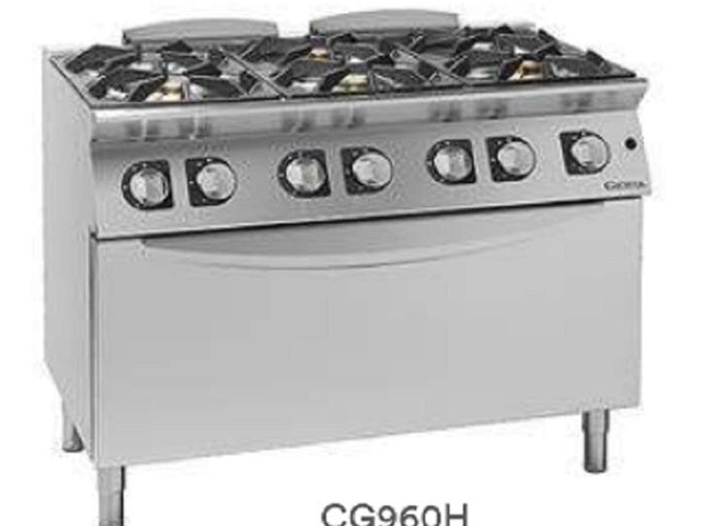 Cocina Giorik de 6 fuegos con horno CG960H