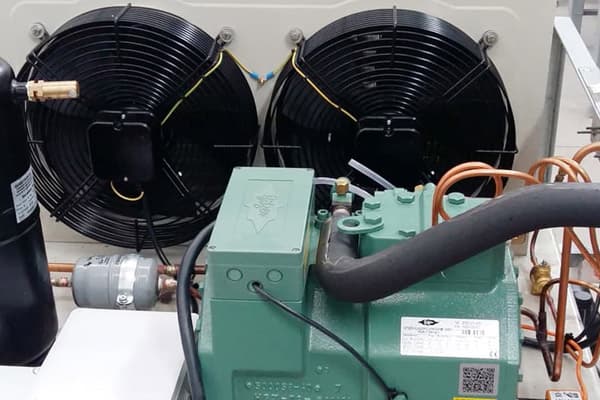 Somos servicio técnico de aire acondicionado, climatización, frío industrial...