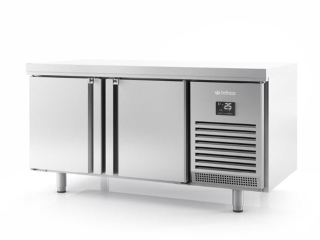 Mesa refrigerada central puertas a dos caras Serie GN1/1 700 BMGN 1470 PDC